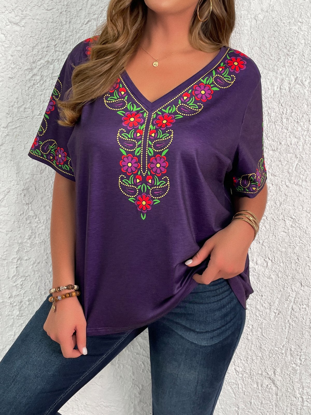 Plus Size V Neck Loose Knitted Ethnic T-Shirt