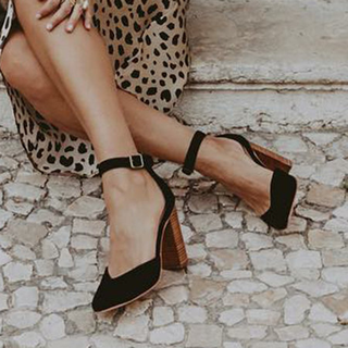 chunky closed toe sandals