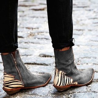 flat pointed toe boots