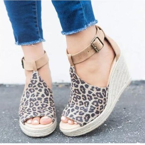 peep toe sandals